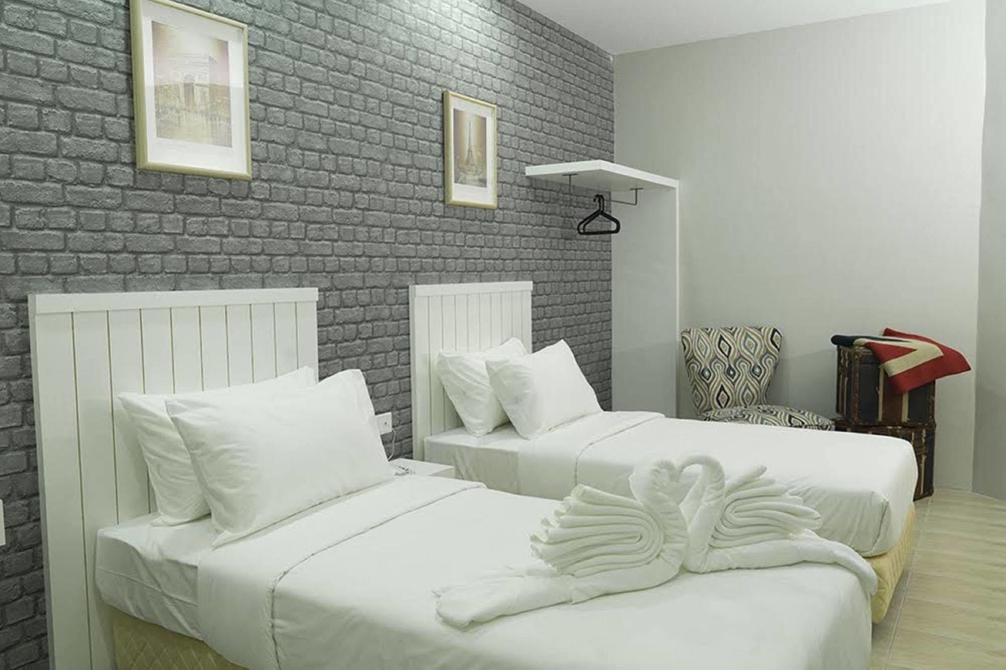 Lighthouse Hotel & Shortstay @ Damansara Uptown Petaling Jaya Zewnętrze zdjęcie